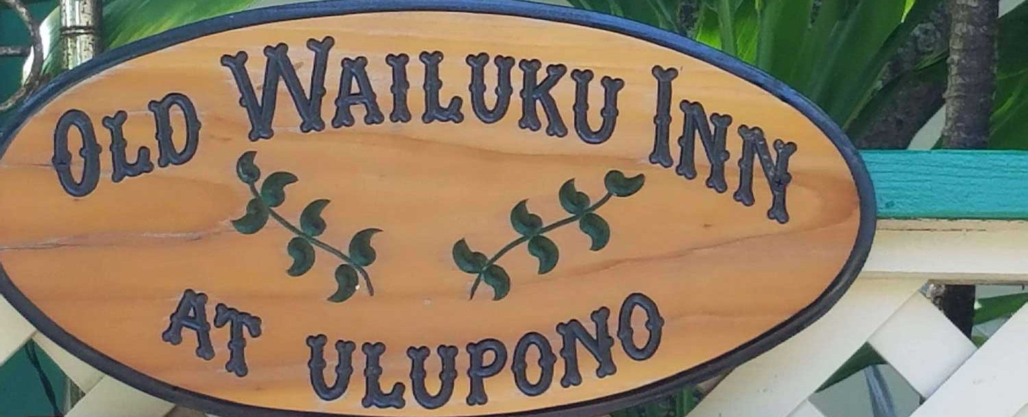 Old Wailuku Inn Sign